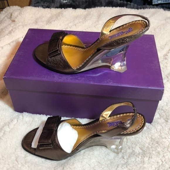 NEW-HALE Bob Acrylic Heels Brown Slingback Sandals - Picture 1 of 8
